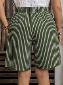 EMERY ROSE Shorts informales con bolsillos y nudo delantero para mujer de talla grande a rayas