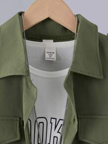 SHEIN Conjunto de 3 piezas para niño preadolescente: Chaleco de utilidad de verano + Camiseta de cuello redondo con estampado de letra + Pantalón de carga de utilidad