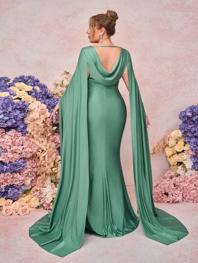 SHEIN Belle 大码优雅简约绿色超长斗篷袖露背长款伴娘礼服