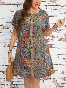 SHEIN LUNE Plus Size Women's Summer Bohemian Print Crew Neck Short-Sleeved Dress Boho/Bohemian,Holiday Outfits,Resort Dresses,  Outdoor Essential For Daily Wear Sundress - Multicolor - View 3
