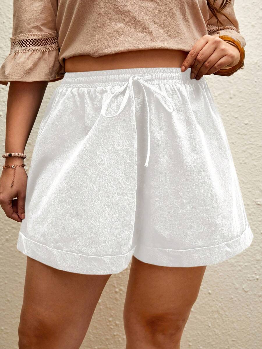 SHEIN VCAY 大码女式纯色腰带宽松短裤 - 白色 - 查看 1