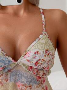 Bonvoyette Women's Holiday Fresh Ditsy Floral Ruffled Adjustable Spaghetti Strap Tankini Set, For Summer Beach Vacation - Multicolor - View 7