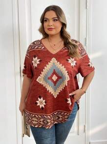 SHEIN CURVE+ T-shirt femme grande taille style bohème vintage imprimé géométrique col en V, style décontracté d'été