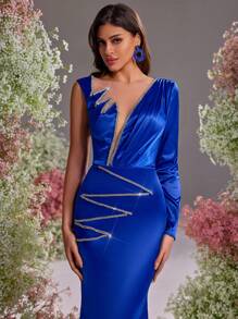 Glamrae 优雅华丽蓝色弹力缎面异形胸前贴片水钻链条不对称肩长袖紧身鱼尾支撑婚礼宾客礼服，适合晚宴单身派对约会度假节日返校季婚礼活动晚礼服，正式礼服