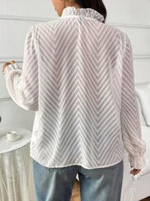 SHEIN Frenchy Blusa de manga larga con cuello en V y ribete de volantes para mujer de talla grande