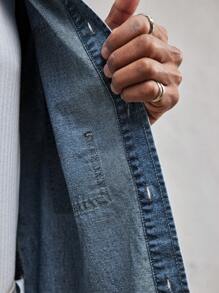 AKNOTIC Business Casual Men Loose Fit Letter Embossed Middle Sleeve Casual Denim Jacket, Suitable For Summer - Blue - View 8