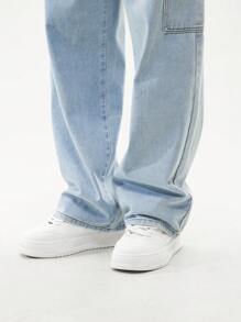 SHEIN Teen Boys' Outdoor Casual Versatile Comfortable Light Washed Blue Cargo Jeans With Elastic Waistband, School, Campus, College