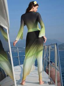 Swim Shayni 3 件套女式布基尼套装，包括长袖上衣和裤子，欧美风格渐变数码印花泳装，适合海滩、泳池、休闲派对、春夏阿拉伯服装 - 彩色 - 查看 2