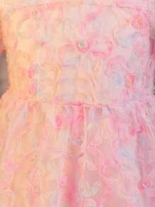 SHEIN Glamorique Kids 年轻女孩优雅 3D 刺绣泡泡袖夏季派对连衣裙，适合日常穿着、派对和聚会，传达优雅、纯真和可爱的氛围 - 粉色 - 查看 8