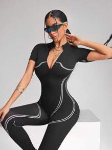 Innovista Women Activewear Seamless Short Sleeve Sports Jumpsuit, Breathable Mesh& High Elastic Dry Fit Gym Jumpsuit. High Waist Tummy Control & Butt-Lifting Workout Outfits,  Dynamic Line Convergence Shapewear - Black - View 6