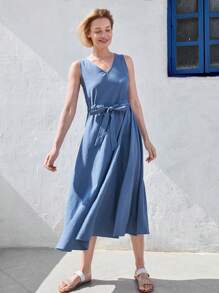 EMERY ROSE Effen V-hals mouwloze damesjurk met geknoopte taille en halfhoge taille