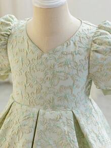 SHEIN Glamorique Kids Elegantes Sommerkleid im Partystil für Kleine Mädchen, mit Puffärmeln aus Jacquard-Gewebe, geeignet für den täglichen Gebrauch, Partys und Treffen, um die raffinierte und luxuriöse Eleganz von Mädchen zur Geltung zu bringen