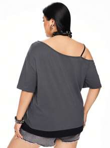 ROMWE Plus Size Women's Loose Fit Oblique Shoulder 2 In 1 Skull & Text Print Gothic Style T-Shirt - Grey - View 5