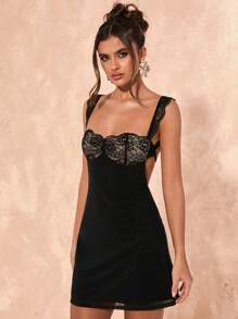 SHEIN BAE فستان أسود ميني بحمالات سباغيتي، ذو تصميم ظهر مكشوف ولون قاعدة واحد مع تطريز شبكي، أنيق وأنيق للربيع والصيف، العطلات، المواعيد، التجمعات مع الأصدقاء - الأسود - مشاهدة 5