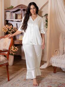Plus Size Lace Patchwork Fabric Pajama Set - White - View 3