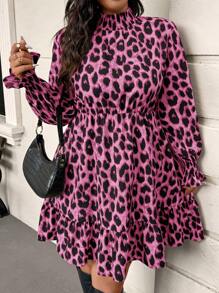 SHEIN Frenchy Vestido de mujer talla grande con cuello alto, manga larga y estampado de leopardo para otoño/invierno. Vestido con manga farol, volantes en el bajo y cinturón, estampado de leopardo