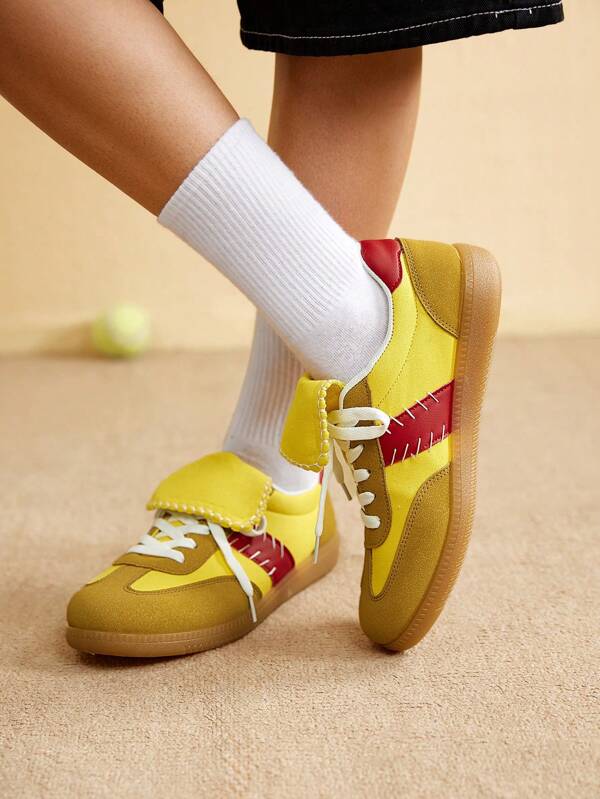 CUCCOO EASI Fashionable Women Flat Casual Sport Shoes, Minimalist Fashion For Everyday Casual Wear