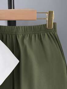 SHEIN Conjunto de 3 piezas para niño preadolescente: Chaleco de utilidad de verano + Camiseta de cuello redondo con estampado de letra + Pantalón de carga de utilidad