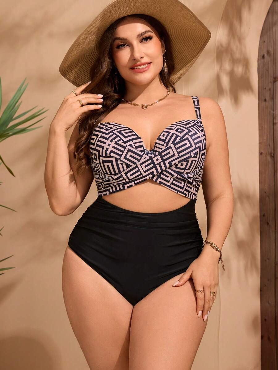 Swim Lushoire 大码女式连体几何印花前交叉模杯性感度假风格泳衣，适合夏季海滩 - 黑色 - 查看 1