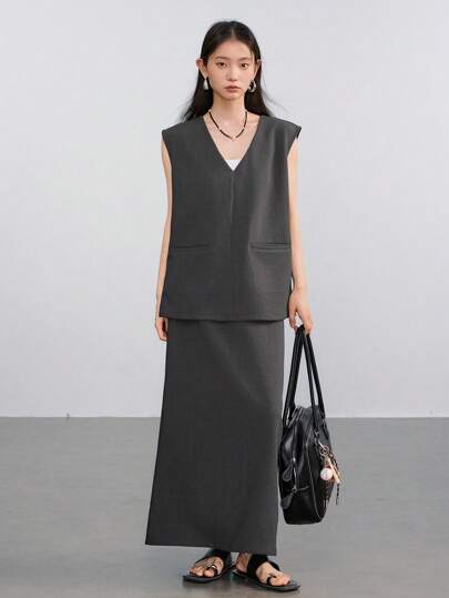 Dazy-Less 女士两件套：V 领纯色简约背心和裙子，休闲晨装老款商务休闲女装
