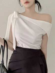 DAZY Women Oblique Neck Asymmetrical Shoulder Tie-Up Bow T-Shirt