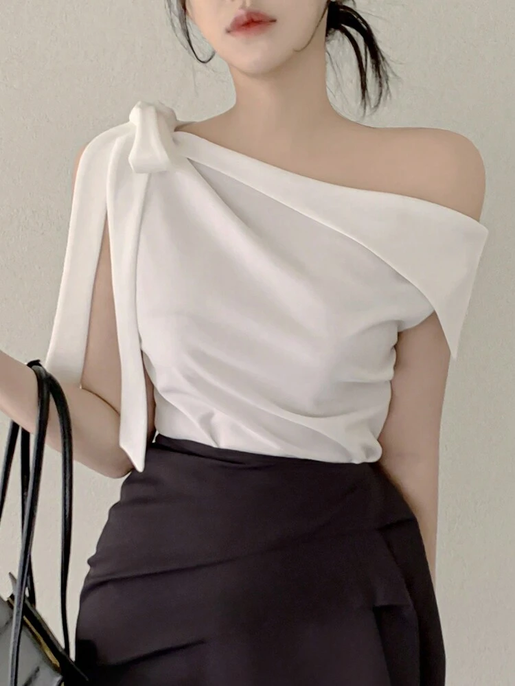 Women Oblique Neck Asymmetrical Shoulder Tie-Up Bow T-Shirt Going Out Tops