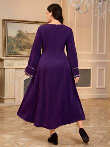 Modelyn 大码女式钻石 V 领长袖休闲长款阿巴亚连衣裙 - 紫色 - 查看 3