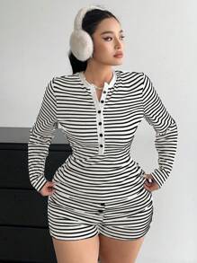 SHEIN MOOSTA Black & White Striped Round Neck Long Sleeve T-Shirt With Stylish Shorts Set - Multicolor - View 5
