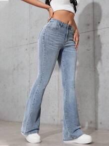 SHEIN Frenchy 女式口袋喇叭休闲百搭牛仔裤 - 中等水洗藍 - 查看 4