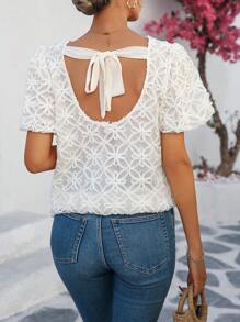SHEIN Unity Blusa feminina de renda vazada feita à mão com manga bufante e design exclusivo - Bege - Ver 1