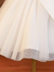 SHEIN Glamorique Kids Baby Girls' Satin Tulle Wedding Party Dress With Bow & Pearl Beaded Floral Applique, Children Party Gown - Beige - View 3