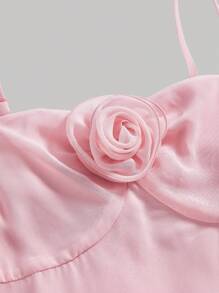 SHEIN MOD 淡粉色梦幻浪漫连衣裙，带有分层荷叶边下摆、蝴蝶结装饰和 3D 花卉装饰，适合情人节、约会、派对、节日、茶会、婚礼和生日场合、情人节服装、女士度假服装、女士夏季服装、女士沙滩服装、狂欢节、情人节礼服、狂欢节服装 - 粉色 - 查看 3