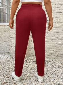 SHEIN Essnce 女式大码口袋贴片铅笔裤，休闲时尚百搭休闲裤 - 酒紅色 - 查看 2