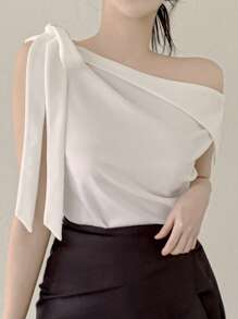 DAZY Women Oblique Neck Asymmetrical Shoulder Tie-Up Bow T-Shirt