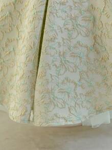 SHEIN Glamorique Kids Elegantes Sommerkleid im Partystil für Kleine Mädchen, mit Puffärmeln aus Jacquard-Gewebe, geeignet für den täglichen Gebrauch, Partys und Treffen, um die raffinierte und luxuriöse Eleganz von Mädchen zur Geltung zu bringen