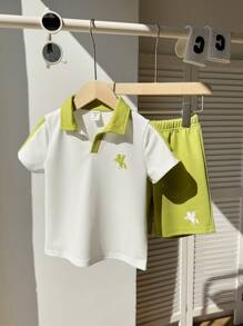SHEIN 2pcs/Set Young Boy Patchwork Cute Cartoon Horse Print Contrast Color Polo Collar Short Sleeve T-Shirt And Shorts Summer Outfit, Suitable For Outdoor Play, School, Street Style, Party And Casual Wear, Good Value