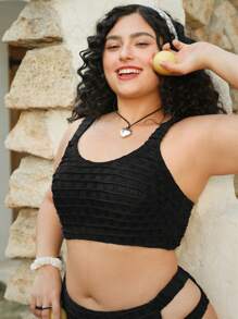 Swim Mod Plus Size Women's Black Textured Fabric Simple Casual Vacation Swimwear Bikini Top, For Summer Beach - Black - View 6