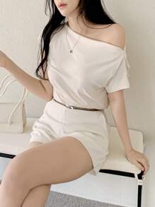 DAZY Áo thun nữ tay ngắn cổ rộng phong cách Pháp, áo trễ vai - Màu be - Xem 3