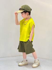 SHEIN 两件套男童舒适休闲日常时尚百搭简约日韩风宽松绿色无袖上衣搭配工装口袋短裤套装，适合春夏季节、日常生活、运动、校园、聚会、节日、演出、摄影、返校季等场合。 - 綠色 - 查看 6