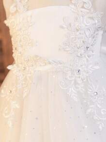 SHEIN Glamorique Kids 年轻女孩可爱节日、生日派对、婚礼花童公主裙，带网眼、亮片和花卉刺绣，女孩 - 白色 - 查看 4