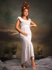 White Lotus Trim Satin Plain Vintage Palace Style Nightdress For Women - White - View 4