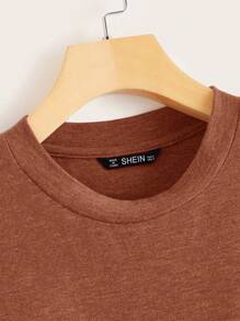 SHEIN LUNE Plus Size Women's Solid Color Round Neck Short Sleeve Ruffled Hem T-Shirt