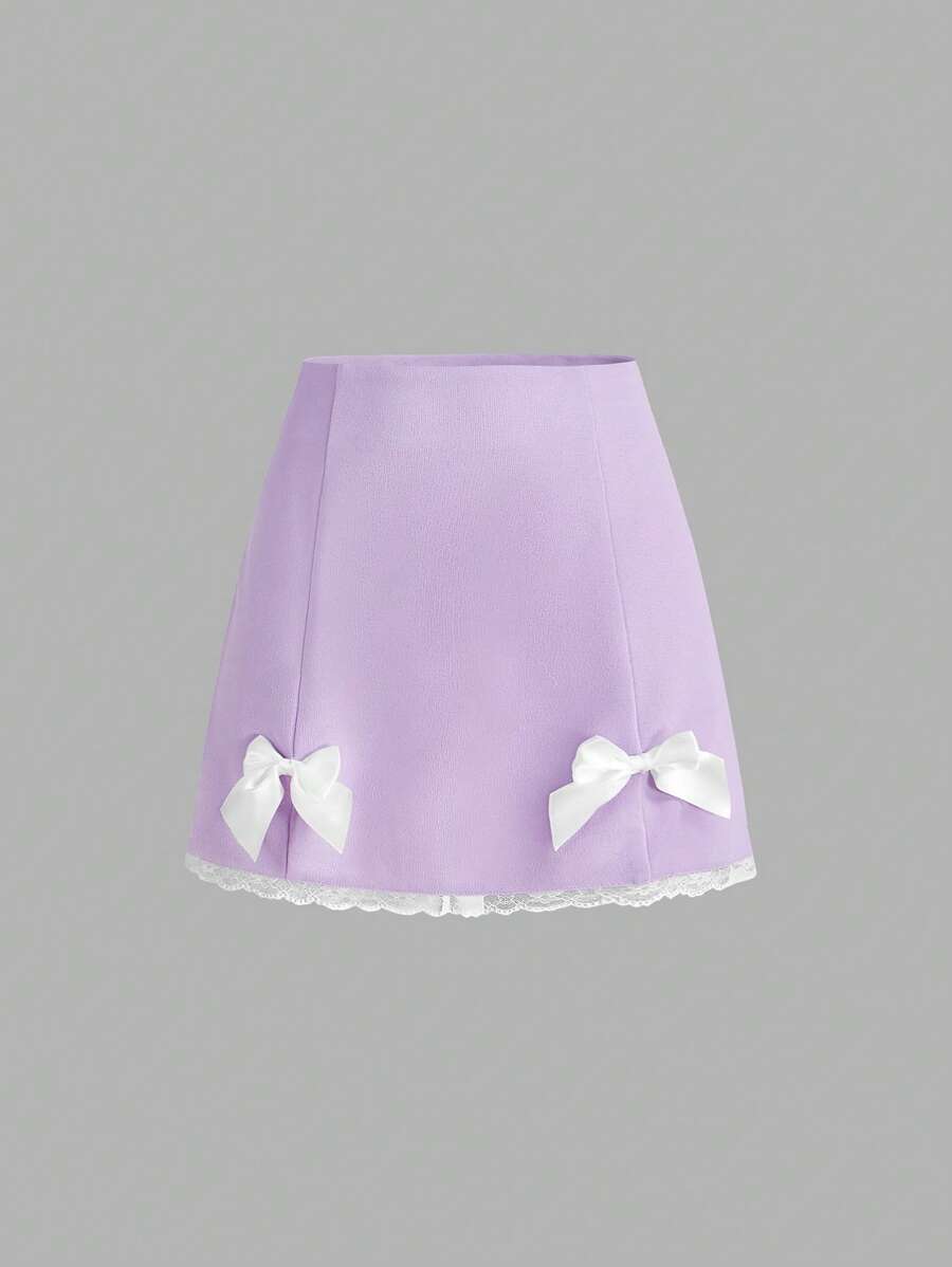 SHEIN MOD Minifalda de verano de color lila con lazo frontal, ribete de encaje y bajo con abertura - Lila Púrpura - Ver 1
