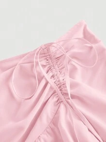 SHEIN MOD 加大码不对称奶油色荷叶边分层抽绳腰裙，适合派对