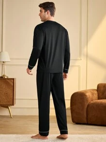 Manfinity Underwear&Sleepwear Basics Set de pijama de 2 piezas con pantalón y top de manga larga de cuello redondo estampado, estilo minimalista para hombre