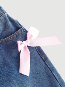 SHEIN Tween 女童春夏休闲街头风格可爱粉色蝴蝶结装饰破洞宽松直筒牛仔裤 - 中等水洗藍 - 查看 3