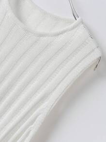 EMERY ROSE Women's Solid Color Crew Neck Sleeveless Casual Knit Top - White - View 4