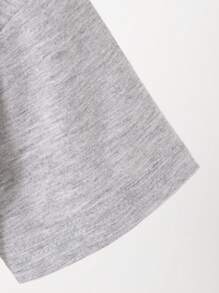 SHEIN Girls Summer New Arrival Round Neck Short Sleeve Front Print Mesh Hem Design Sweet Minimalist Fashion Loose Fit Dress