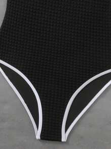 SHEIN Swim Women's One-Piece Black And White V-Neck Sexy Holiday Knitted Casual One Piece Swimsuit For Summer Beach Vacation