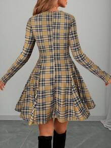 SHEIN LUNE Robe mini évasée à col rond avec imprimé à carreaux, élégante et décontractée, convenant pour l'automne/hiver
